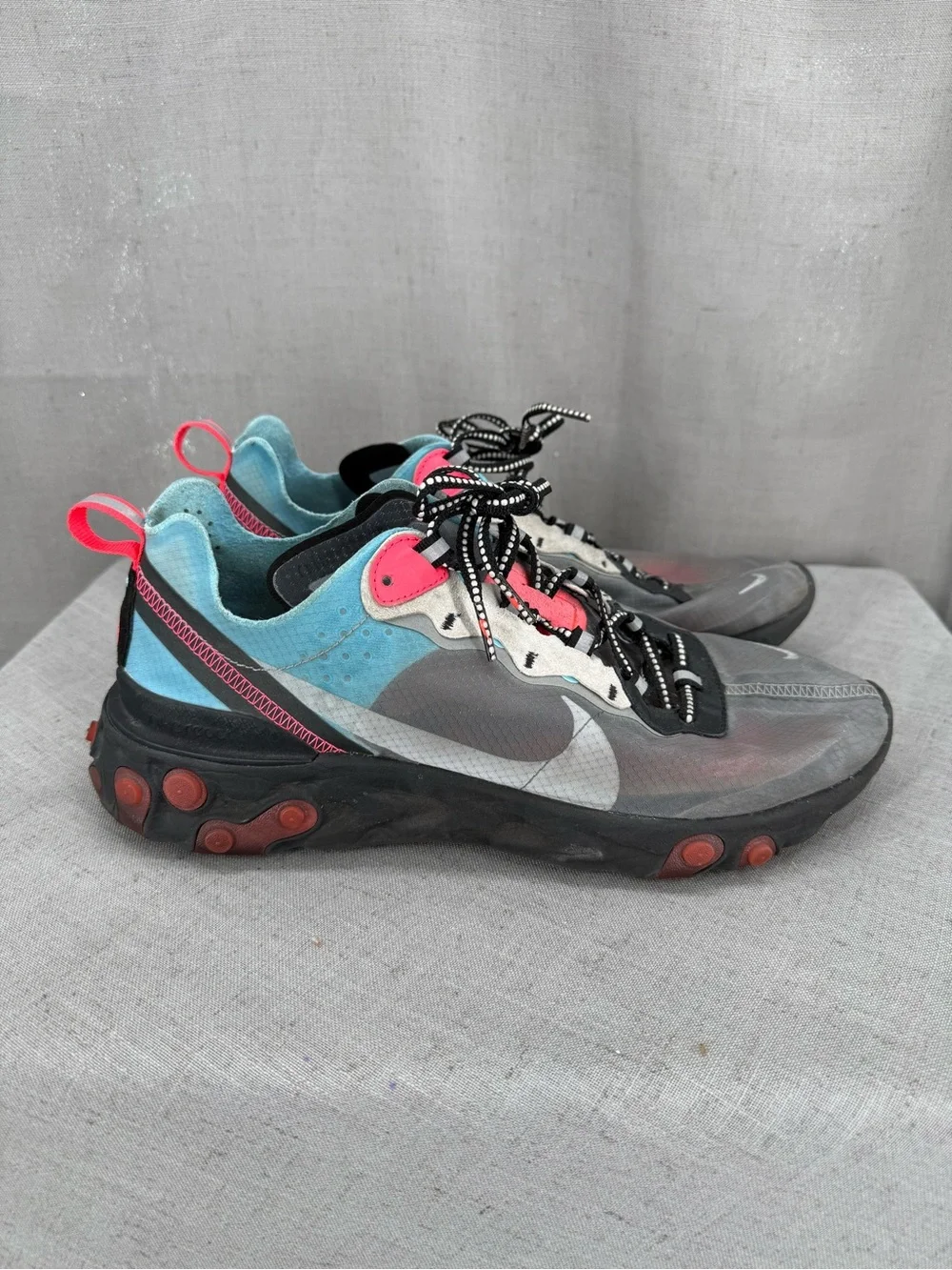 Nike React Element 87 Solar Red Blue Chill Mens 10 Grey Sneakers